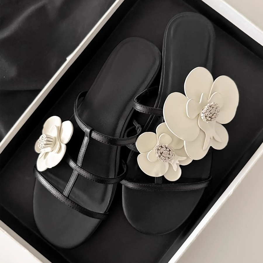 Street Fashion In Japan - Summer New Shoes for Women Slipper